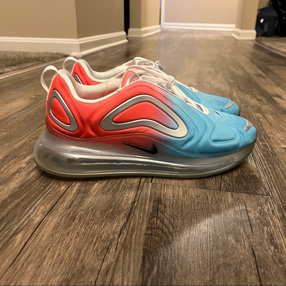 Nike Air Max 270 - Picture 4 of 6